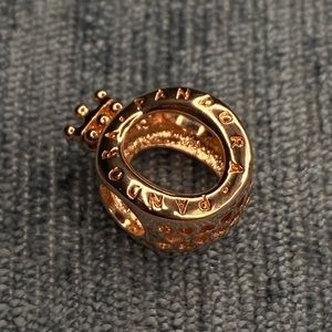 Pandora logo Crown O charm!